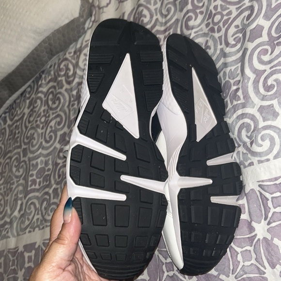 Nike HUARACHE M10 - Picture 4 of 6